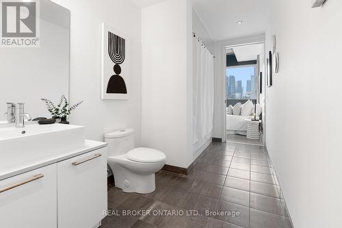 608 - 60 Bathurst Street, Toronto, ON - Indoor Photo Showing Bathroom