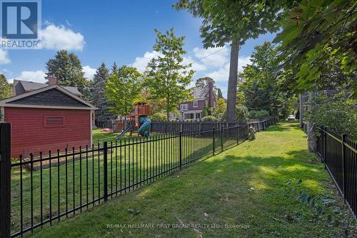 456 Mary Street N, Oshawa, ON - Outdoor