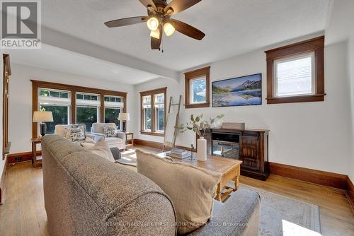 456 Mary Street N, Oshawa, ON - Indoor With Fireplace