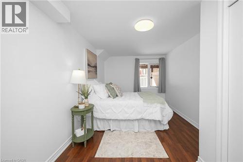 4th Bedroom or 1 Bed apartment - 2546 Nichols Drive, Oakville, ON - Indoor Photo Showing Bedroom