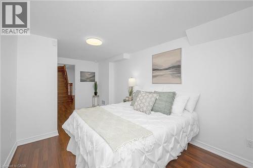 2546 Nichols Drive, Oakville, ON - Indoor Photo Showing Bedroom