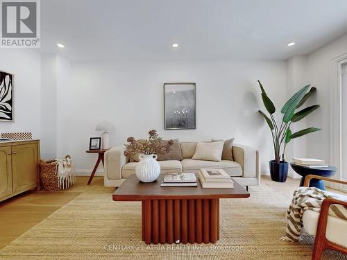 130 Major Buttons Drive, Markham, ON - Indoor Photo Showing Other Room