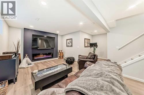 77 Marquis Common Se, Calgary, AB - Indoor