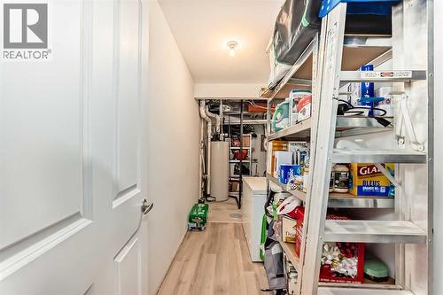 77 Marquis Common Se, Calgary, AB - Indoor