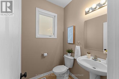 1606 Crimson Crescent, Kingston (City Northwest), ON - Indoor Photo Showing Bathroom
