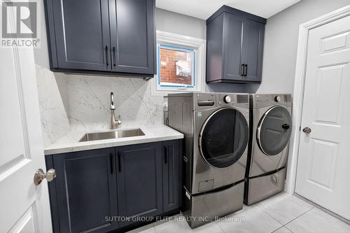 5204 Swiftcurrent Trail, Mississauga, ON - Indoor Photo Showing Laundry Room