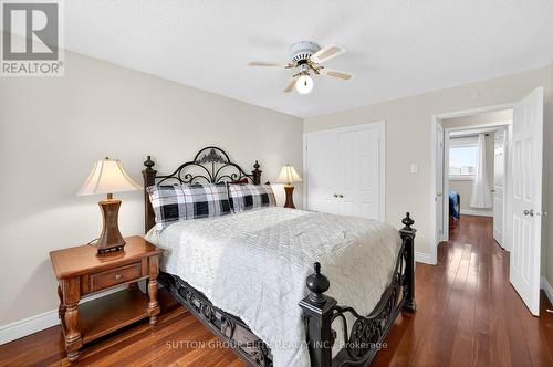 5204 Swiftcurrent Trail, Mississauga, ON - Indoor Photo Showing Bedroom