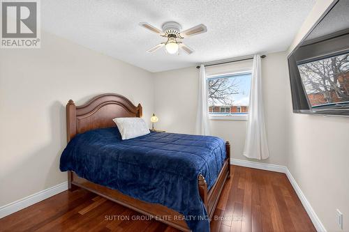 5204 Swiftcurrent Trail, Mississauga, ON - Indoor Photo Showing Bedroom