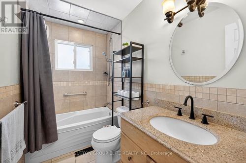 5204 Swiftcurrent Trail, Mississauga, ON - Indoor Photo Showing Bathroom