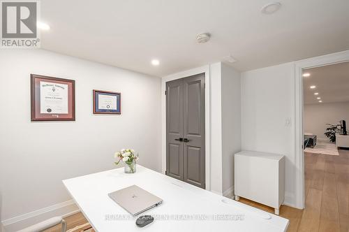 564 Maplehill Drive, Burlington, ON - Indoor