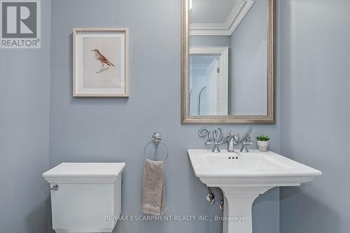 2428 Lakeshore Road, Burlington, ON - Indoor Photo Showing Bathroom