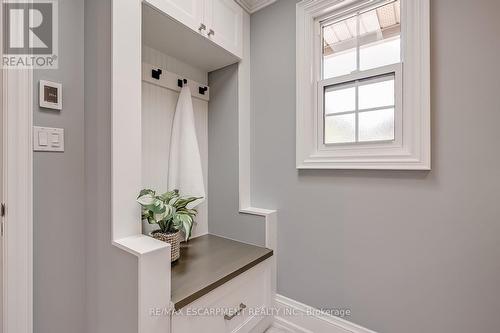 2428 Lakeshore Road, Burlington, ON - Indoor Photo Showing Other Room