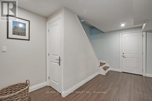 2428 Lakeshore Road, Burlington, ON - Indoor Photo Showing Other Room