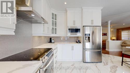 11 Charger Lane, Brampton, ON - Indoor Photo Showing Kitchen With Stainless Steel Kitchen With Upgraded Kitchen