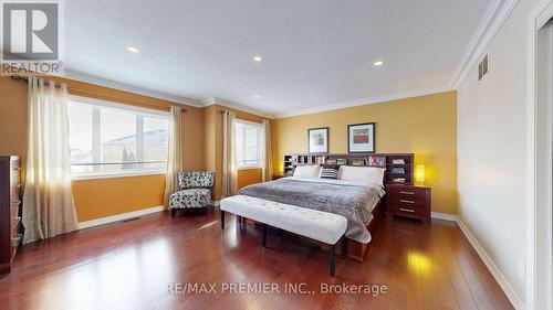 11 Charger Lane, Brampton, ON - Indoor Photo Showing Bedroom