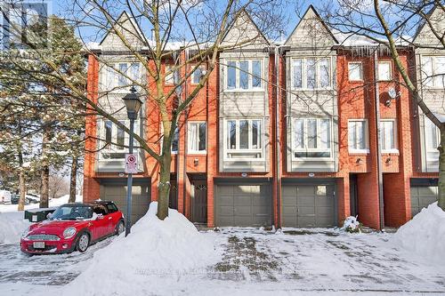 702 - 895 MAPLE AVENUE  Burlington, ON L7S 2H7