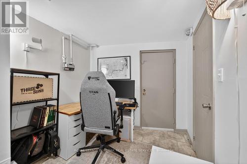 702 - 895 Maple Avenue, Burlington, ON - Indoor