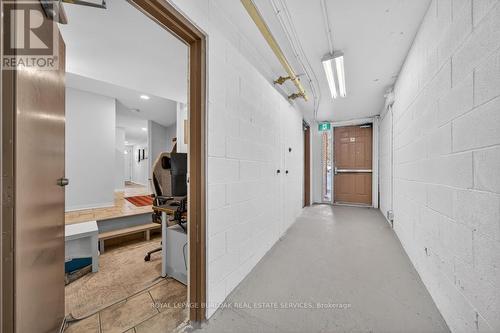 702 - 895 Maple Avenue, Burlington, ON - Indoor Photo Showing Other Room