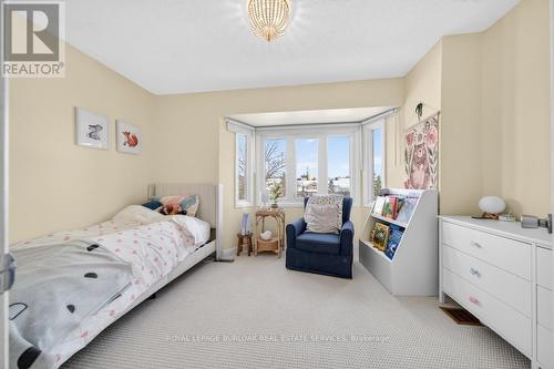 702 - 895 Maple Avenue, Burlington, ON - Indoor Photo Showing Bedroom