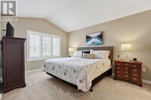 30 - 519 Riverside Drive, London North (North P), ON - Indoor Photo Showing Bedroom