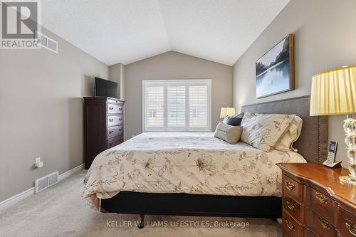 30 - 519 Riverside Drive, London North (North P), ON - Indoor Photo Showing Bedroom