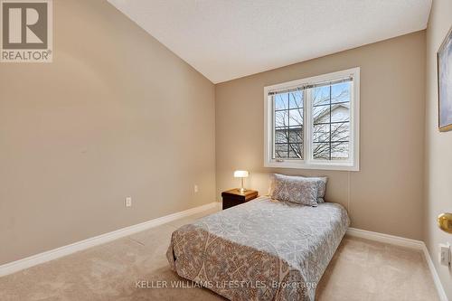 30 - 519 Riverside Drive, London North (North P), ON - Indoor Photo Showing Bedroom