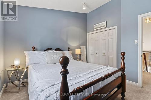30 - 519 Riverside Drive, London North (North P), ON - Indoor Photo Showing Bedroom