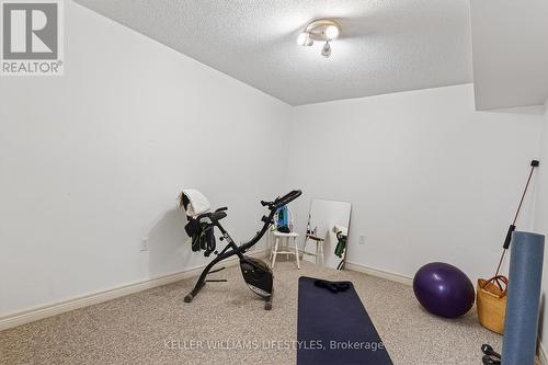 30 - 519 Riverside Drive, London North (North P), ON - Indoor