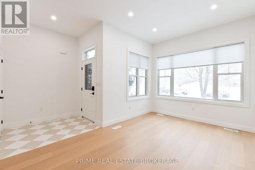 247 Victoria Street, London East (East B), ON - Indoor Photo Showing Other Room