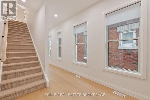 247 Victoria Street, London East (East B), ON - Indoor Photo Showing Other Room