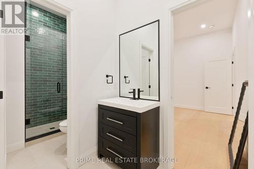 247 Victoria Street, London East (East B), ON - Indoor Photo Showing Other Room