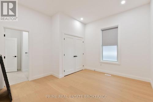 247 Victoria Street, London East (East B), ON - Indoor Photo Showing Other Room