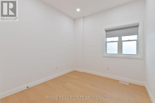 247 Victoria Street, London East (East B), ON - Indoor Photo Showing Other Room
