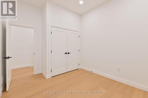 247 Victoria Street, London East (East B), ON - Indoor Photo Showing Other Room