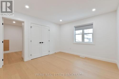 247 Victoria Street, London East (East B), ON - Indoor Photo Showing Other Room