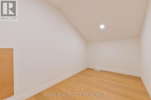247 Victoria Street, London East (East B), ON - Indoor Photo Showing Other Room
