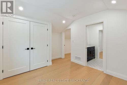 247 Victoria Street, London East (East B), ON - Indoor Photo Showing Other Room