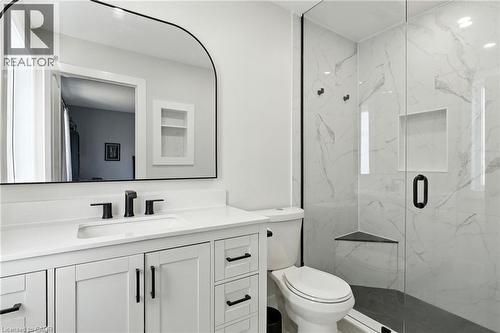 710 Spring Gardens Road Unit# 41, Burlington, ON - Indoor Photo Showing Bathroom