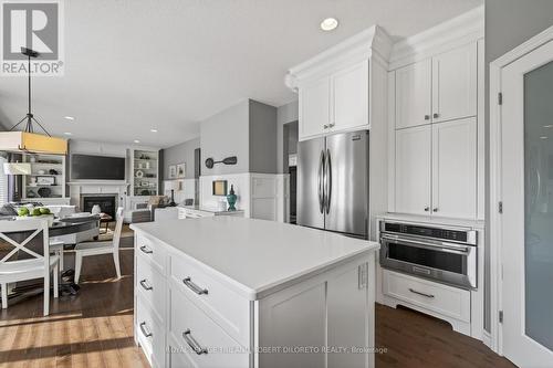 56 Fieldstone Crescent S, Middlesex Centre (Komoka), ON - Indoor Photo Showing Kitchen