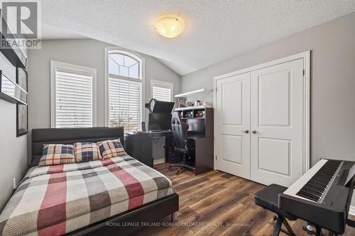 56 Fieldstone Crescent S, Middlesex Centre (Komoka), ON - Indoor Photo Showing Bedroom