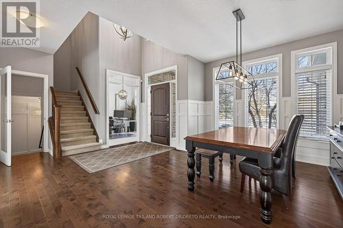 56 Fieldstone Crescent S, Middlesex Centre (Komoka), ON - Indoor Photo Showing Dining Room