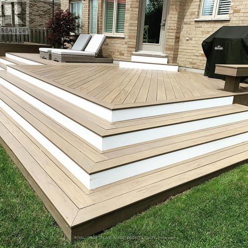 Composite deck - 2019 - 56 Fieldstone Crescent S, Middlesex Centre (Komoka), ON - Outdoor With Deck Patio Veranda