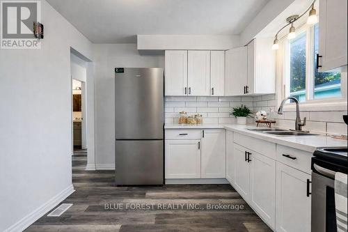 69 Bridlepath Road, Chatham-Kent (Wallaceburg), ON - Indoor Photo Showing Kitchen With Double Sink