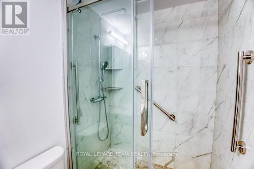 2201 - 1025 Richmond Road, Ottawa, ON - Indoor Photo Showing Bathroom