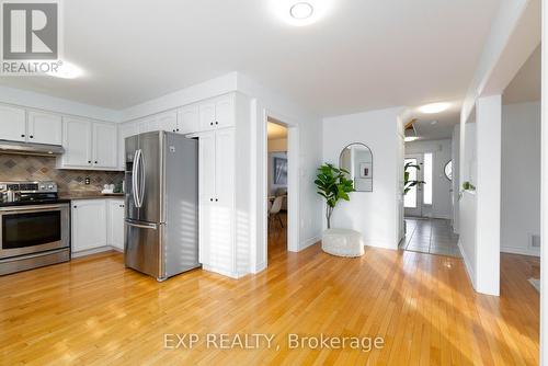 36 Ivygreen Road, Georgina, ON - Indoor Photo Showing Kitchen With Stainless Steel Kitchen