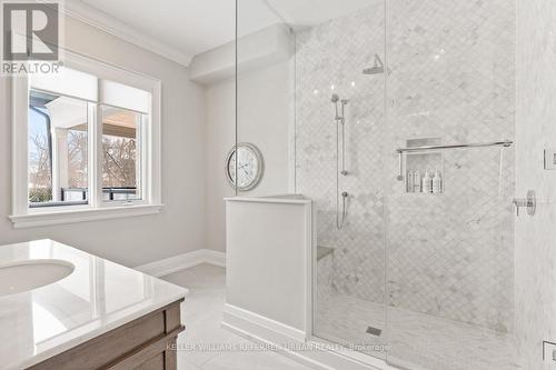 197 Sherwood Place, Newmarket, ON - Indoor Photo Showing Bathroom