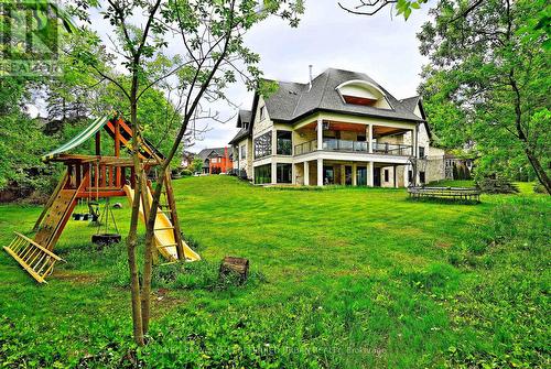 197 Sherwood Place, Newmarket, ON - Outdoor With Deck Patio Veranda