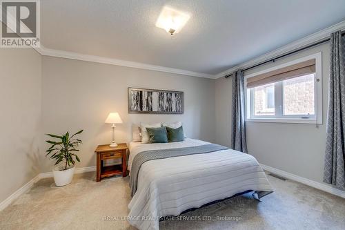 1109 Kestell Boulevard, Oakville, ON - Indoor Photo Showing Bedroom