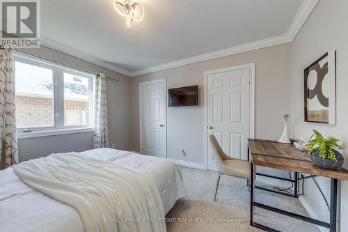 1109 Kestell Boulevard, Oakville, ON - Indoor Photo Showing Bedroom