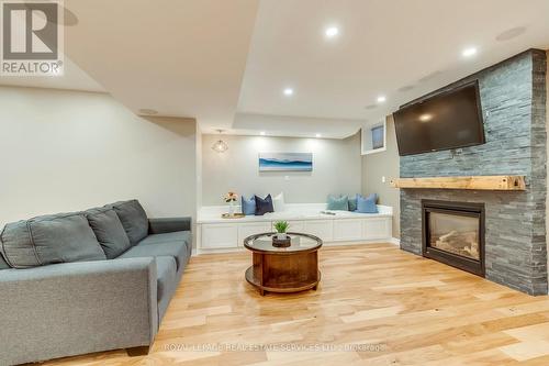 1109 Kestell Boulevard, Oakville, ON - Indoor Photo Showing Living Room With Fireplace